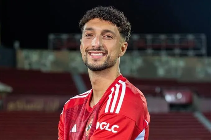 عرض أمريكي حديث لضم وسام أبو علي.. واللاعب يوضح موقفه.
