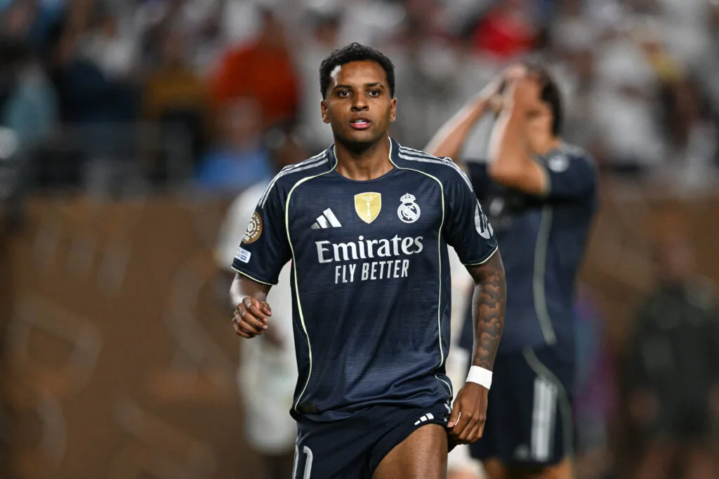 عرض مذهل .. ريال مدريد يقدم لاعبين ومبلغ مالي للتعاقد مع رودري