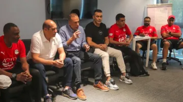 عزام ونبيل والحضري يلتقون بلاعبي المنتخب الوطني تحت سن 17 عاماً