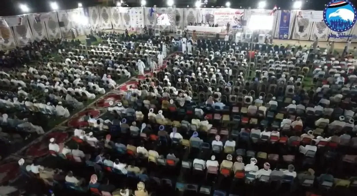 عقد أكبر تجمع جماهيري في الصعيد بحضور 10 آلاف مواطن لدعم مرشحي “مستقبل وطن” في نصر النوبة بأسوان. عقد أكبر تجمع جماهيري في الصعيد بحضور 10 آلاف مواطن لدعم مرشحي “مستقبل وطن” في نصر النوبة بأسوان.