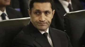 علاء مبارك يسخر من دعوة آبي أحمد لمصر لحضور افتتاح سد النهضة: «يبدو أنه يتمتع بذوق ويدرك الأخلاق»