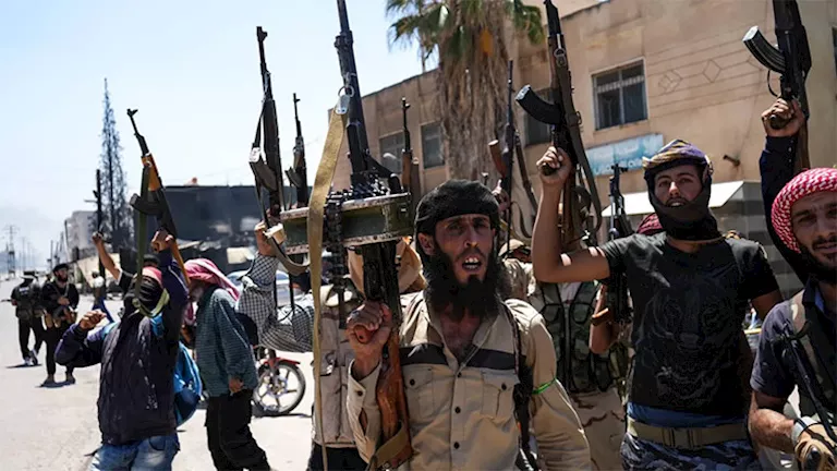 على الرغم من اتفاق وقف إطلاق النار، intensifying clashes in السويداء (صور) على الرغم من اتفاق وقف إطلاق النار، intensifying clashes in السويداء (صور)