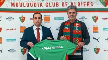 على الرغم من الفوز بلقبين، مولودية الجزائر تُعلن خروج بن يحيى من تدريب الفريق.