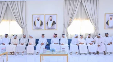 عمار بن حميد يقدم تعازيه في وفاة عائشة الخاجة