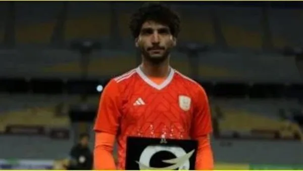 عمرو ناصر: رفضت عروضا أكبر من الزمالك، وحازم إمام وجون إدوارد كان لهم تأثير كبير على مسيرتي. عمرو ناصر: رفضت عروضا أكبر من الزمالك، وحازم إمام وجون إدوارد كان لهم تأثير كبير على مسيرتي.