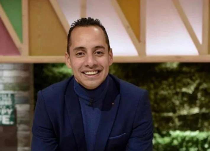 عمرو وهبة يعتذر عن تعليقه الساخر على حريق سنترال رمسيس: “لم أكن أعلم أن هناك من فقدوا حياتهم” عمرو وهبة يعتذر عن تعليقه الساخر على حريق سنترال رمسيس: “لم أكن أعلم أن هناك من فقدوا حياتهم”