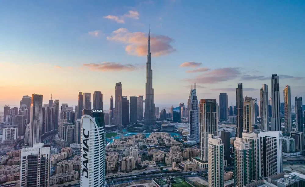 عمولات وسطاء عقارات دبي تصل إلى 3.23 مليار درهم بزيادة 99% في النصف الأول. عمولات وسطاء عقارات دبي تصل إلى 3.23 مليار درهم بزيادة 99% في النصف الأول.