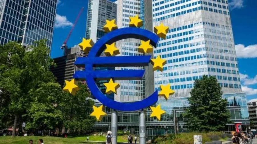 عودة التضخم في منطقة اليورو إلى هدف المركزي الأوروبي 2% في يونيو