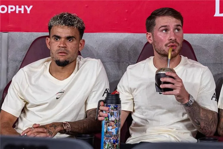 عودة اللاعب المُصاب.. سلوت يحصل على دفعة معنوية قبل اللقاء الودي مع ليفربول ويوكوهاما