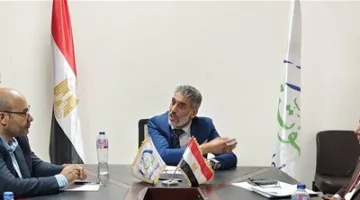 غرفة عمليات “المؤتمر” في القاهرة تزيد من جاهزيتها لانتخابات “الشيوخ” وتبدأ في استلام طلبات الترشح