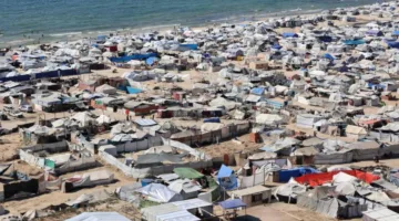 غزة تواجه الجوع والهجمات الجوية الإسرائيلية المدمرة