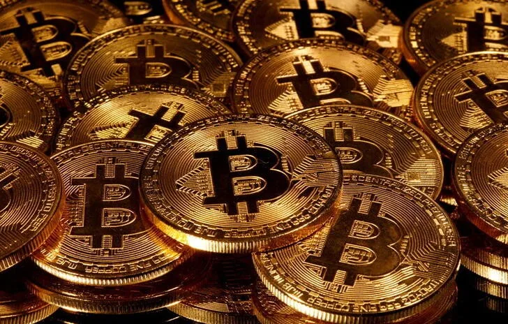 غموض سياسي واقتصادي يعيق تداول البيتكوين في ظل انسحاب المستثمرين من صناديق ETF غموض سياسي واقتصادي يعيق تداول البيتكوين في ظل انسحاب المستثمرين من صناديق ETF