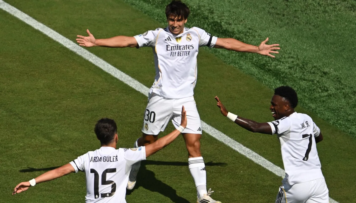غونزالو غارسيا يُبهر الجماهير في بطولة كأس العالم للأندية غونزالو غارسيا يُبهر الجماهير في بطولة كأس العالم للأندية