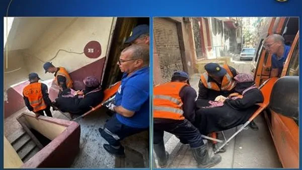 غير قادرة على الحركة.. “شرطة البحيرة” تقدم الدعم لمواطن في نقل والدته المسنّة إلى المستشفى غير قادرة على الحركة.. “شرطة البحيرة” تقدم الدعم لمواطن في نقل والدته المسنّة إلى المستشفى
