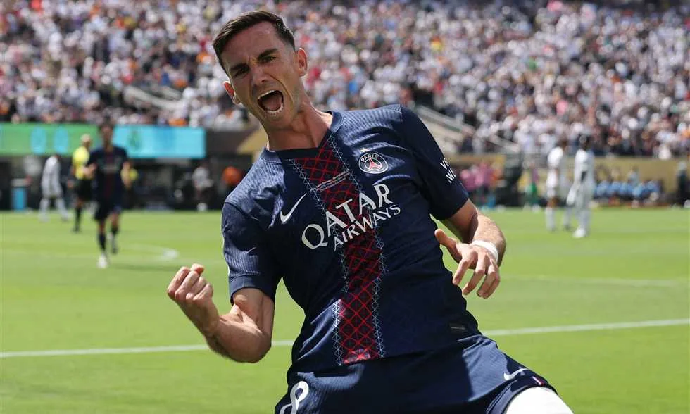 فابيان رويز: قدمنا عرضاً مميزاً أمام ريال مدريد.. وأنا سعيد بتسجيل الهدفين لكنه…