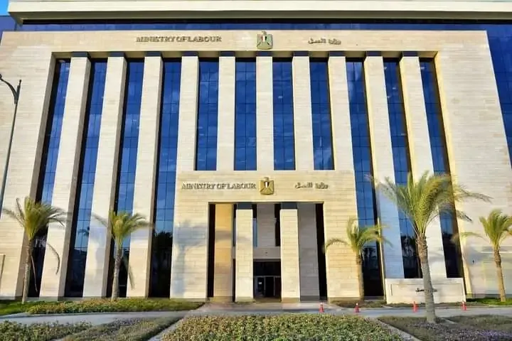 فرص عمل جديدة في الإمارات برواتب تصل إلى 12,000 درهم