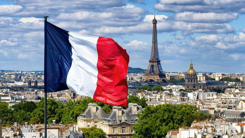 فرنسا تحقق أسرع زيادة في استثمارات الأصول غير المادية في 2024 فرنسا تحقق أسرع زيادة في استثمارات الأصول غير المادية في 2024