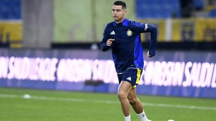 فريق ألماني يتدرب في مدرسة بسبب رونالدو والفريق السعودي النصر فريق ألماني يتدرب في مدرسة بسبب رونالدو والفريق السعودي النصر