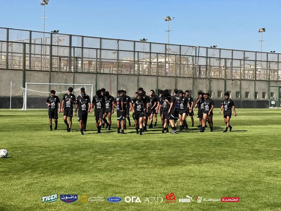 فريق تحت 20 سنة يستمر في تدريباته الصباحية.. ونبيه يثني على الروح الجديدة. فريق تحت 20 سنة يستمر في تدريباته الصباحية.. ونبيه يثني على الروح الجديدة.