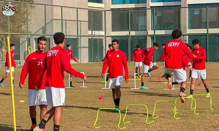 فريقا الشباب والناشئين يبدأان معسكراً اليوم للتحضير لكأس العالم فريقا الشباب والناشئين يبدأان معسكراً اليوم للتحضير لكأس العالم