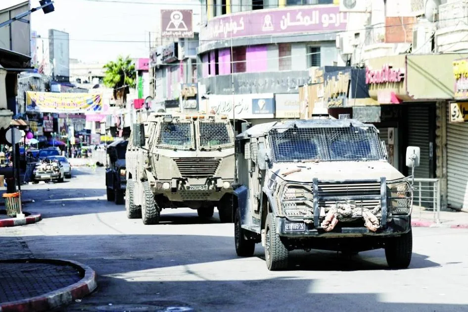 فلسطينيان يُقتلان في نابلس واعتداء استيطاني جديد على الأقصى فلسطينيان يُقتلان في نابلس واعتداء استيطاني جديد على الأقصى