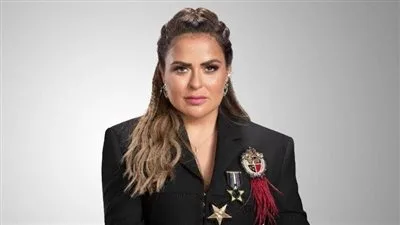 فنانة سويسرية تتهم مها الصغير بسرقة تصميماتها للحقائب بشكل غير قانوني فنانة سويسرية تتهم مها الصغير بسرقة تصميماتها للحقائب بشكل غير قانوني
