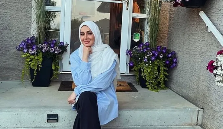 فنانة مصرية معروفة ترتدي الحجاب وتشارك بتغريدة: “أحب الله كثيرًا، وكل إنسان يمر بأوقات صعبة” فنانة مصرية معروفة ترتدي الحجاب وتشارك بتغريدة: “أحب الله كثيرًا، وكل إنسان يمر بأوقات صعبة”