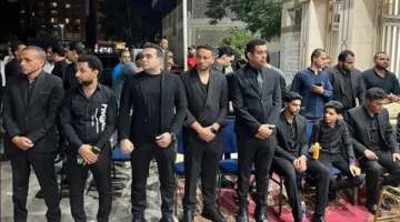 فنانو الغناء الشعبي يشاركون في مراسم العزاء لأحمد عامر في مسجد الحامدية الشاذلية