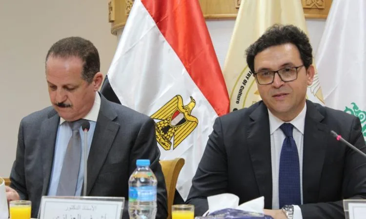 فوز “لمعي” و”درويش” و”زايد” و”منصور” بجوائز النيل لعام 2025 فوز “لمعي” و”درويش” و”زايد” و”منصور” بجوائز النيل لعام 2025