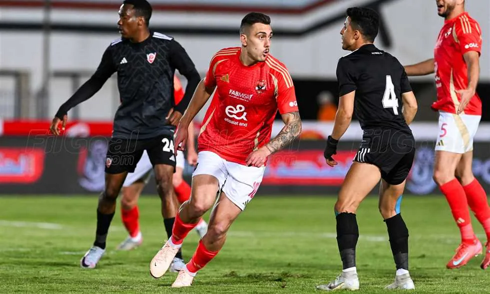 في الجول يعلن عن توقيت ومكان المباراة الودية بين الأهلي وبتروجت في الجول يعلن عن توقيت ومكان المباراة الودية بين الأهلي وبتروجت