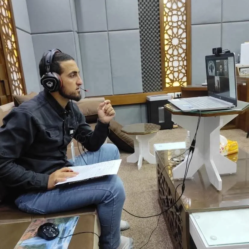 في ظل العاصفة: حياة قائد قرآني بين خفايا الأنفاق وأسلحة النخبة في ظل العاصفة: حياة قائد قرآني بين خفايا الأنفاق وأسلحة النخبة