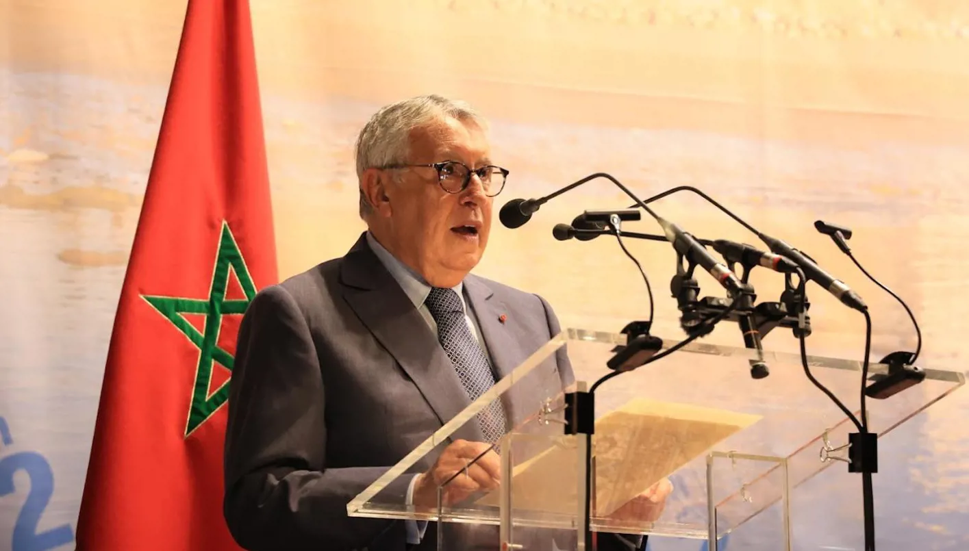 في غياب محمد بن عيسى في غياب محمد بن عيسى