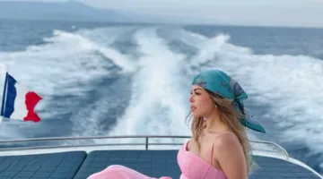 “في قلب البحر”.. ميرنا جميل تتألق في أحدث إطلالة والجمهور يتفاعل (صور)