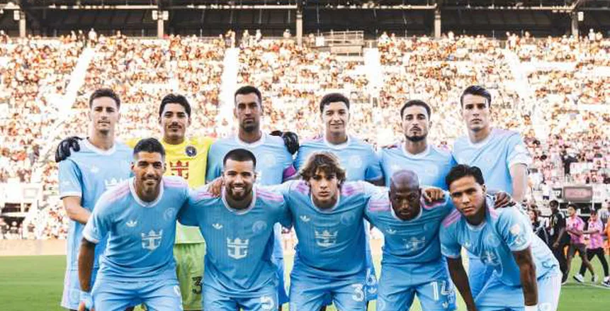 في وجود ميسي ودي بول في المدرجات.. إنتر ميامي يحقق التعادل أمام سينسيناتي في وجود ميسي ودي بول في المدرجات.. إنتر ميامي يحقق التعادل أمام سينسيناتي
