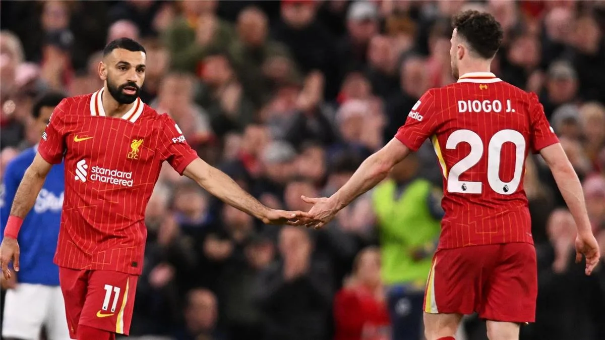 فيديو | أبرزهم محمد صلاح.. لاعبو ليفربول يشاركون في تكريم جوتا في آنفيلد فيديو | أبرزهم محمد صلاح.. لاعبو ليفربول يشاركون في تكريم جوتا في آنفيلد