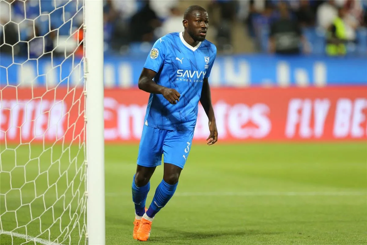 فيديو | برأسية مميزة.. كوليبالي يحرز الهدف الثالث للهلال في مواجهة مانشستر سيتي