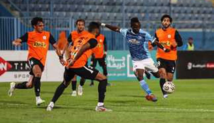 فيديو.. خلف الكواليس لصفقة شريف التي تزيد من معاناة الزمالك فيديو.. خلف الكواليس لصفقة شريف التي تزيد من معاناة الزمالك