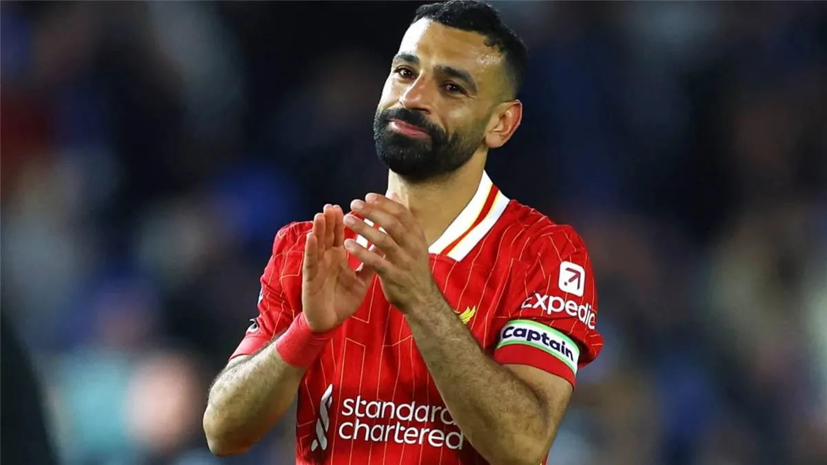 فيديو | محمد صلاح يضحك أثناء اختياره أعظم لاعب إفريقي ويكشف عن هدفه ومدربه المفضل