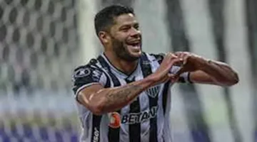 فيديو هدف هالك الرائع في شباك بالميراس