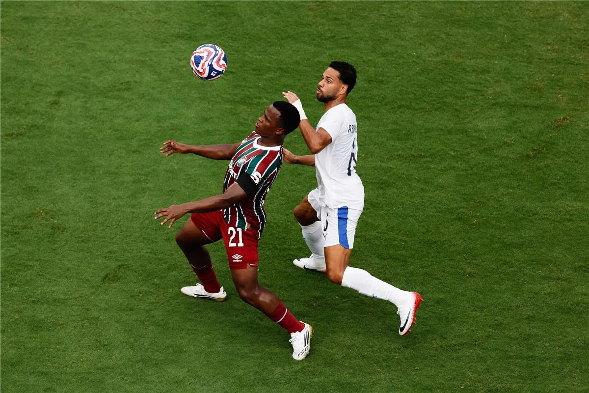 فيديو | هركليز يحقق الهدف الثاني لفلومينينسي في مواجهة الهلال فيديو | هركليز يحقق الهدف الثاني لفلومينينسي في مواجهة الهلال