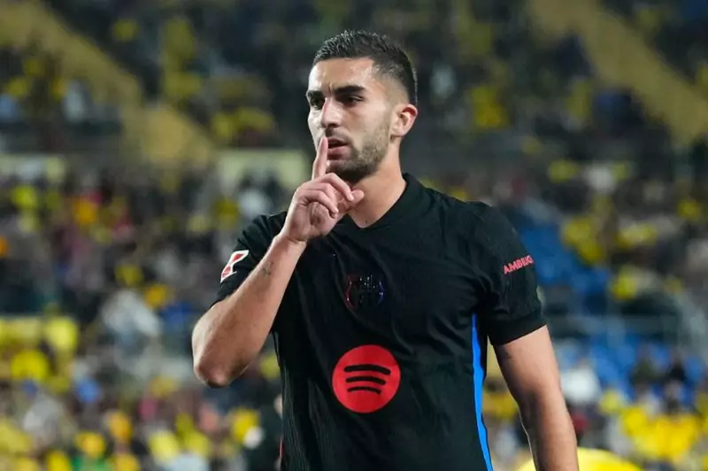 فيران توريس: لا أتصور نفسي في أي مكان سوى برشلونة.. وأرغب في اللعب بجانب نيكو ويليامز فيران توريس: لا أتصور نفسي في أي مكان سوى برشلونة.. وأرغب في اللعب بجانب نيكو ويليامز