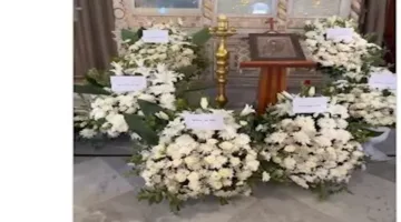 فيروز تضع زهورًا لابنها في الكنيسة قبل مراسم جنازته.. ما هي كلماته؟