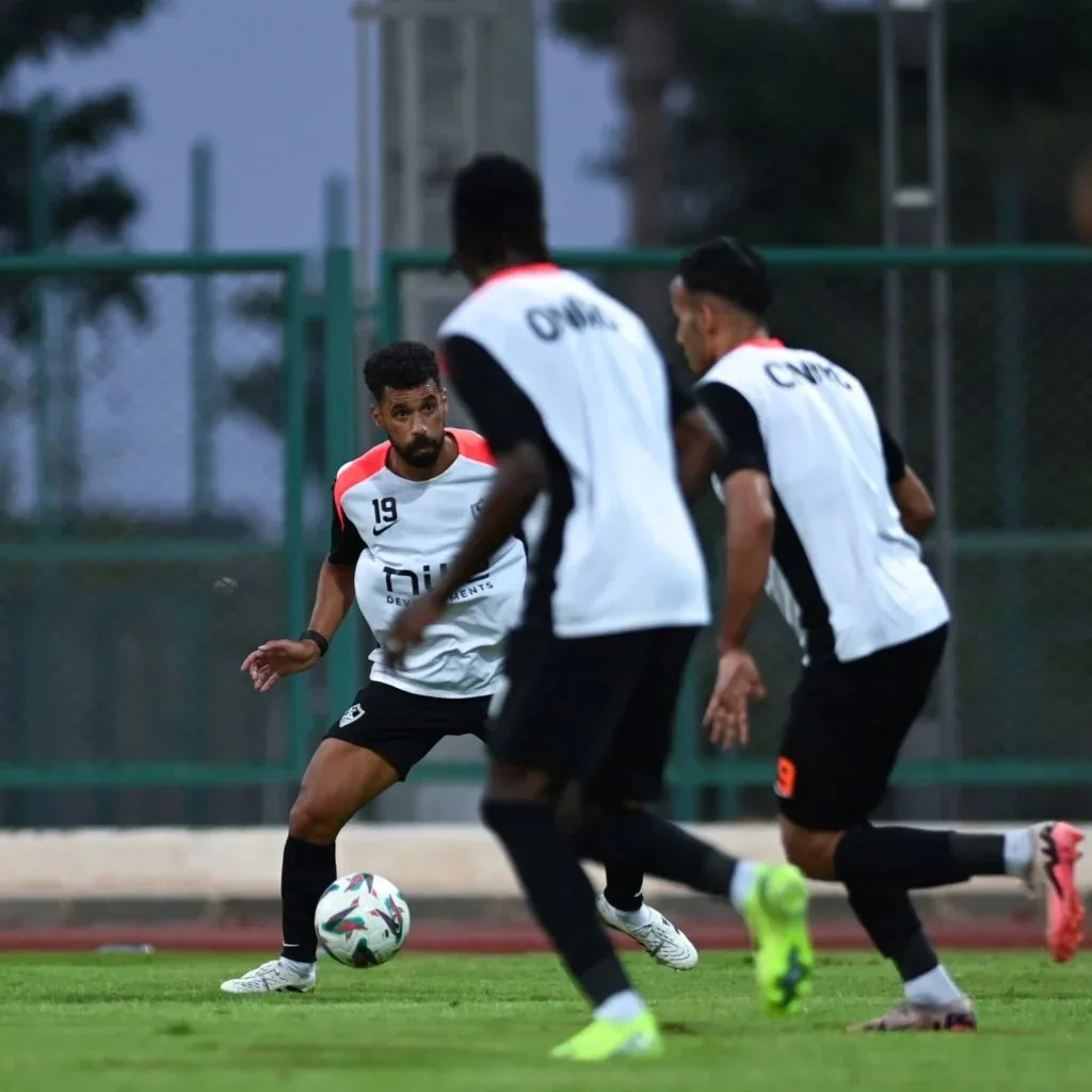 فيريرا يكشف عن تشكيلة الزمالك لمباراة ودية ضد وادي دجلة فيريرا يكشف عن تشكيلة الزمالك لمباراة ودية ضد وادي دجلة