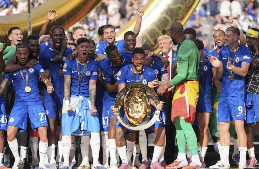 فيفا يعيد تقييم نظام كأس العالم للأندية بعد غياب الفرق الكبرى.. برشلونة الأكثر تأثراً فيفا يعيد تقييم نظام كأس العالم للأندية بعد غياب الفرق الكبرى.. برشلونة الأكثر تأثراً