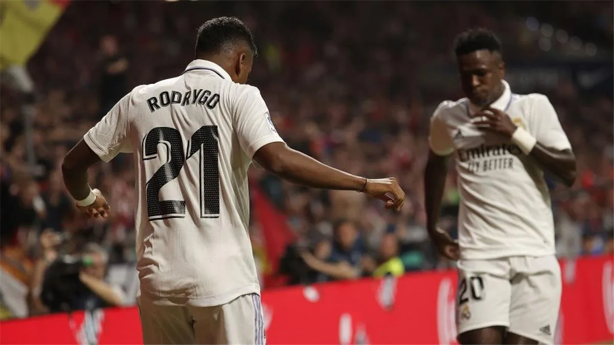 فيليبي ميلو يمدح نجم ريال مدريد: يستحق جائزة الكرة الذهبية.. ومن الأفضل لرودريجو أن يبقى. فيليبي ميلو يمدح نجم ريال مدريد: يستحق جائزة الكرة الذهبية.. ومن الأفضل لرودريجو أن يبقى.