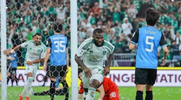 فيورنتينا يسعى لإعادة كيسيه إلى الدوري الإيطالي من الشرق الأوسط