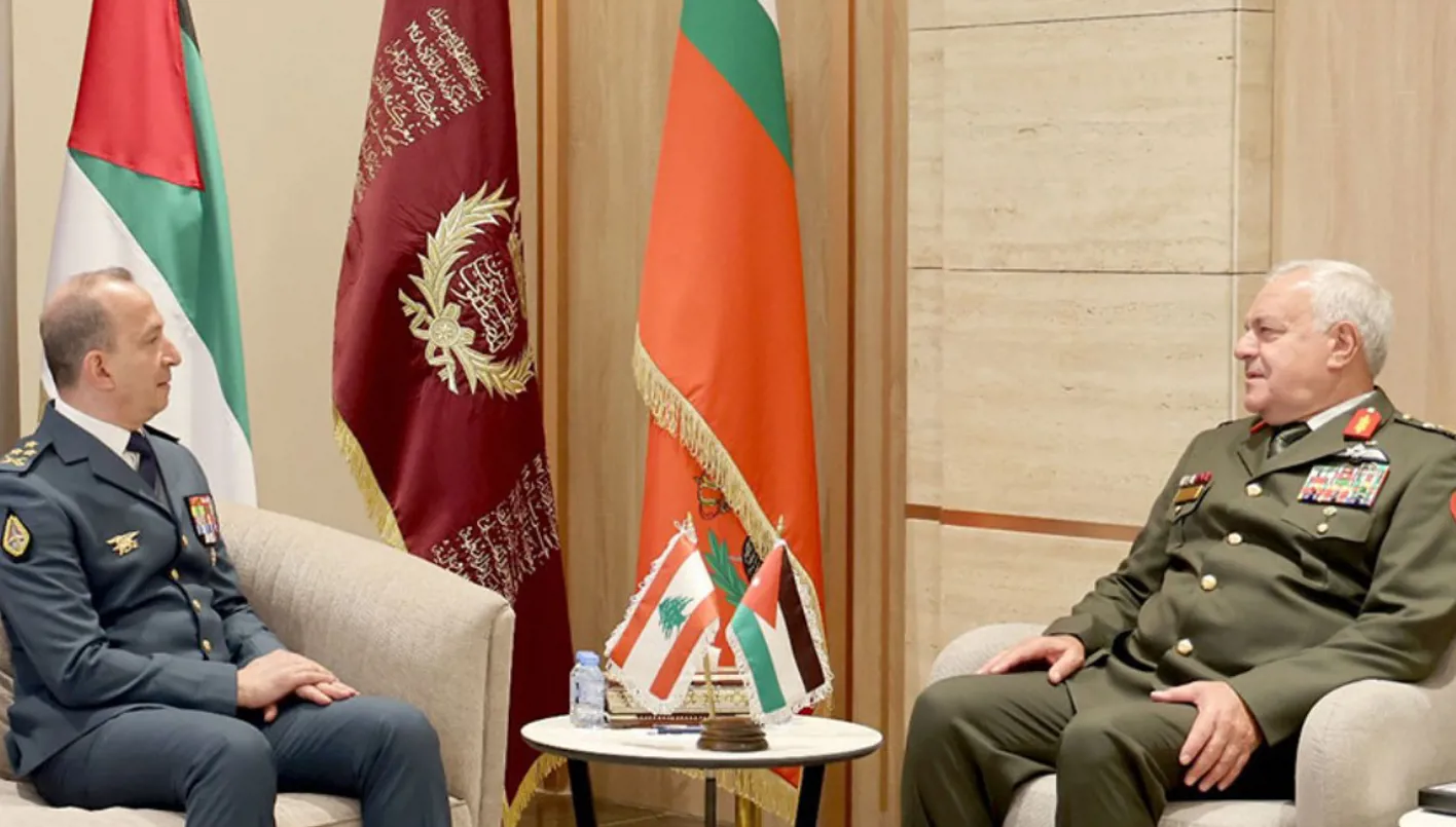 قائد الجيش اللبناني يتجه إلى الأردن… تأكيد على أهمية الشراكة الاستراتيجية وتعزيز التعاون المستمر