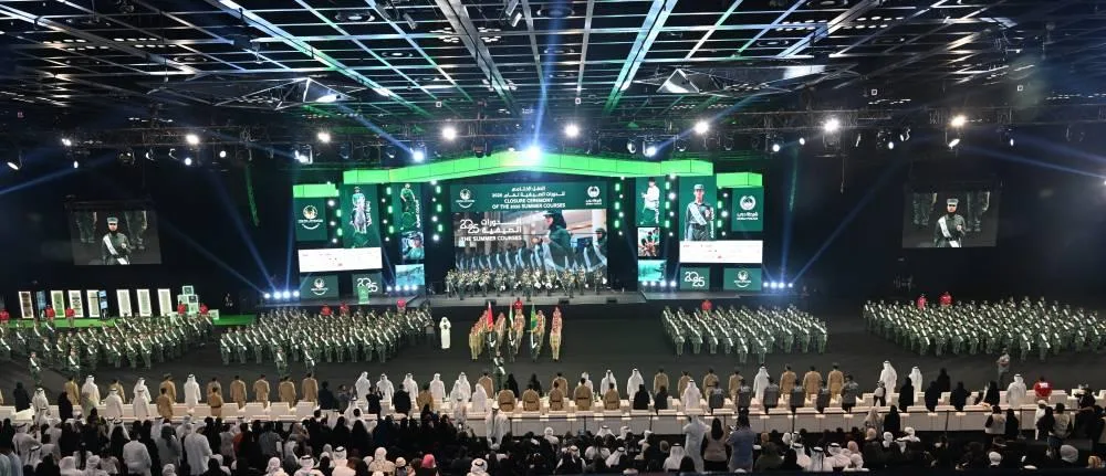 قائد شرطة دبي: نساهم في تشكيل أجيال واعية ومنضبطة ومثقفة قائد شرطة دبي: نساهم في تشكيل أجيال واعية ومنضبطة ومثقفة