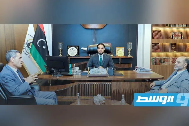 قادربوه يناقش “قضايا الطعون الانتخابية” مع السايح قادربوه يناقش “قضايا الطعون الانتخابية” مع السايح