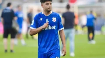 قبل التحاقه بمنتخب الشباب.. كافالا اليوناني يعلن عن توقيع عقد مع كريم حامد